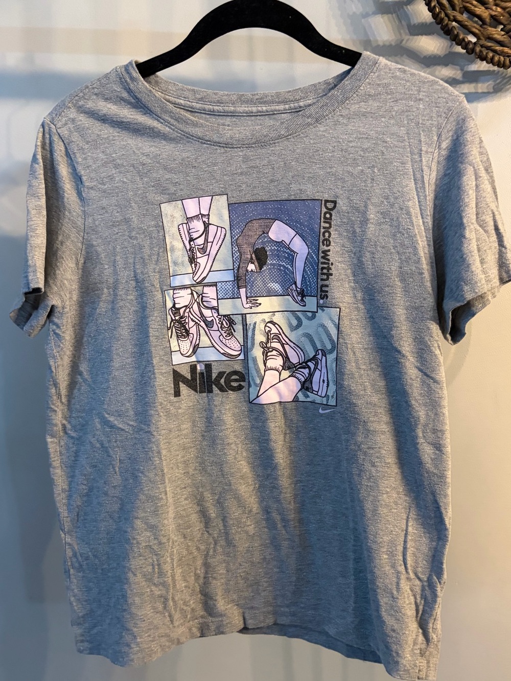 Nike dance  Grey Short Sleeve Tee with Pastel pink dance Graphic- xl